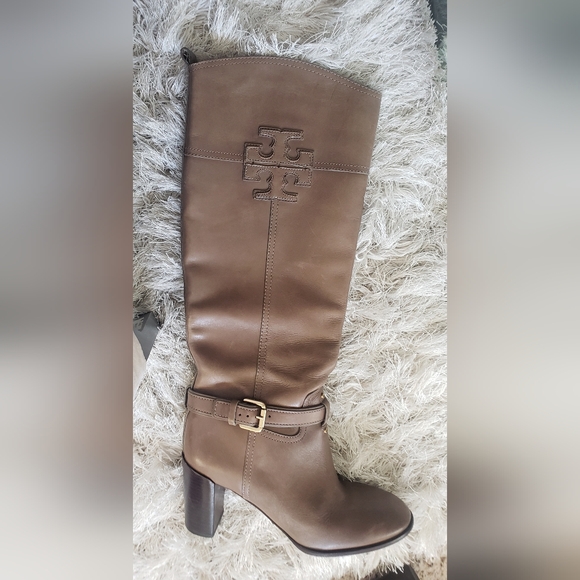 💫 Tory Burch: Musk Blair Logo Mid Heel Tall Leather Boots - Picture 2 of 14